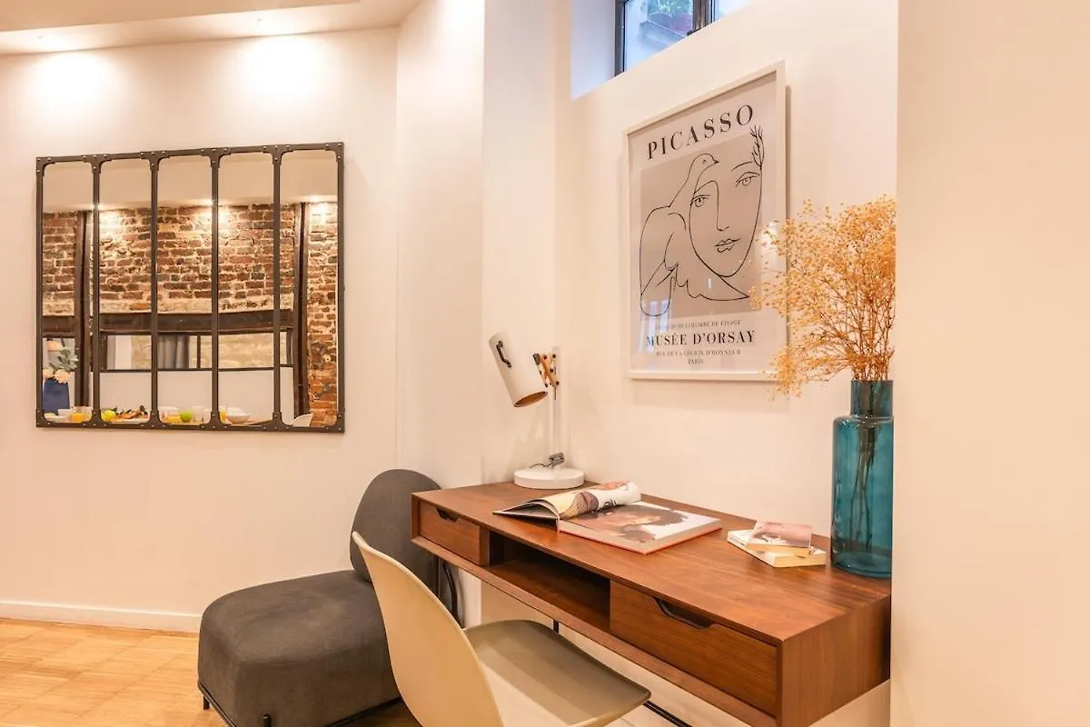 Duplex Cinema I Luxe Collection Apartment Paris France