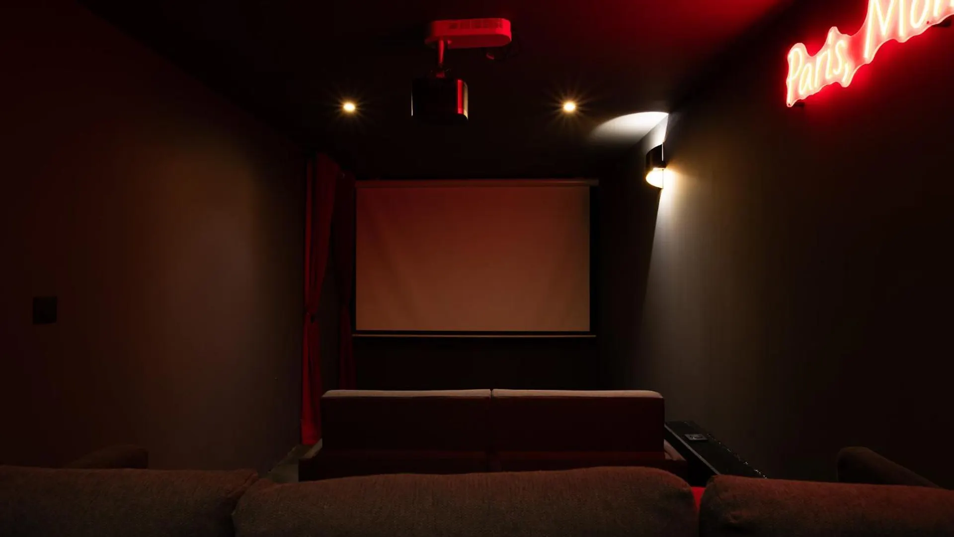 Duplex Cinema I Luxe Collection Apartment Paris France